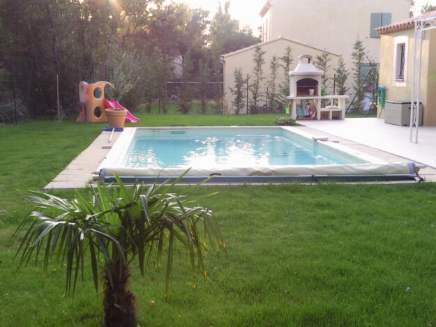 Piscine Eyguières